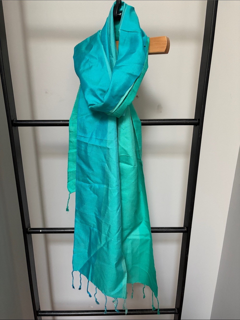 NEW indian beautiful silk scarf handwoven Teal & Aqua size 17x 62”